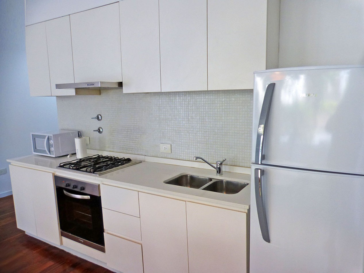 Amenabar - Precioso dos ambientes con amplio balcon terraza vista verde - Disponible 4 de Abril-