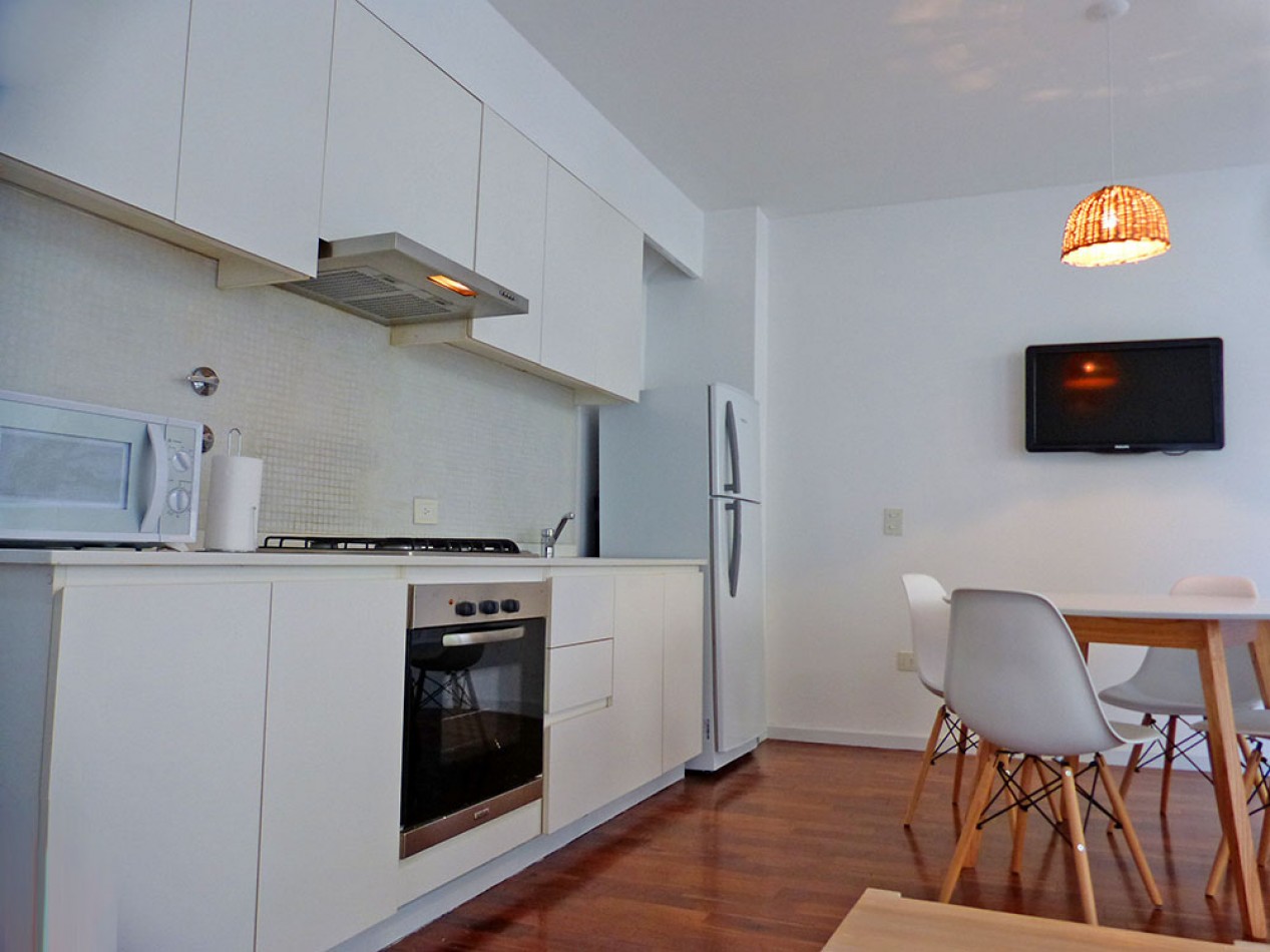 Amenabar - Precioso dos ambientes con amplio balcon terraza vista verde - Disponible 4 de Abril-