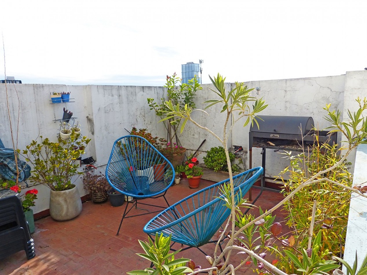 LIBRE 1 MAYO  Bonito departamento en Thames y Costa Rica - amplia terraza privada.  Palermo Soho - 