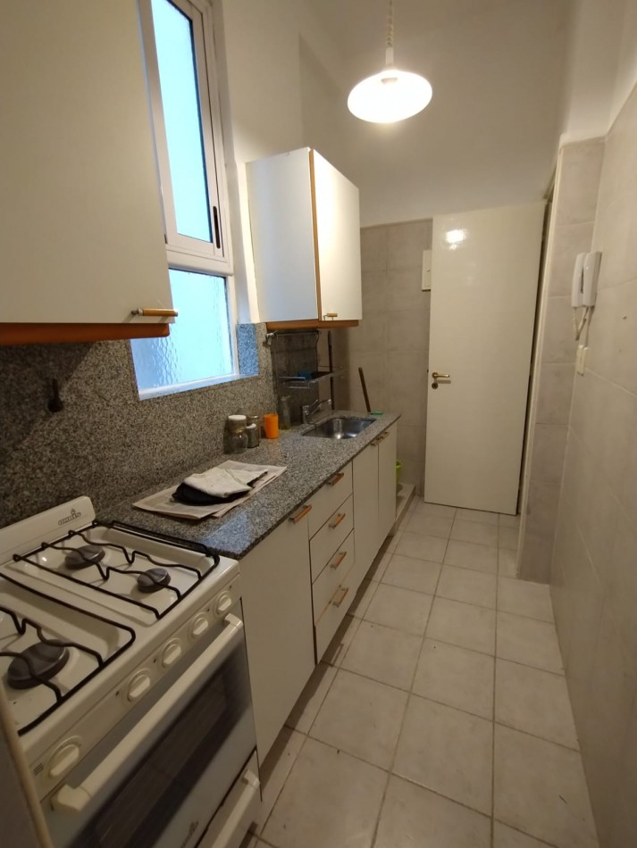 Departamento 2 AMB RECOLETA - SIN MUEBLES EN AZCUENAGA Y BERUTI