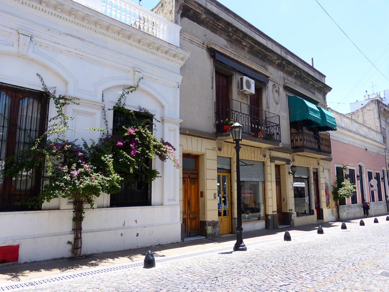 Bolivar y Humberto 1° Hermoso PH en San Telmo