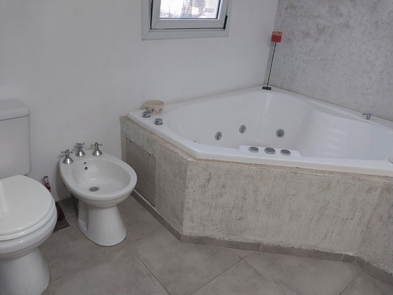 Casa quinta 4 dormitorios, 4 baños - Canning - Ezeiza
