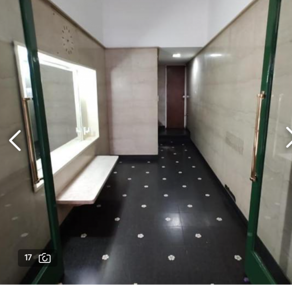Departamento de 3 ambientes con balcon -Av. Corrientes y Azcuenaga - Balvanera