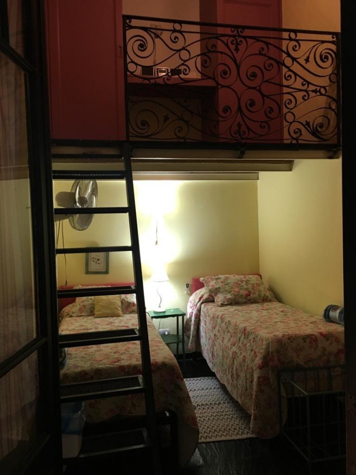 Alquiler de Casa tipo PH de 3 ambientes con patio en Balvanera - Anchorena y Sarmiento