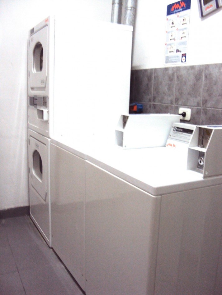 AMPLIO DEPARTAMENTO AMUEBLADO Y EQUIPADO CON AMENITIES EN RECOLETA
