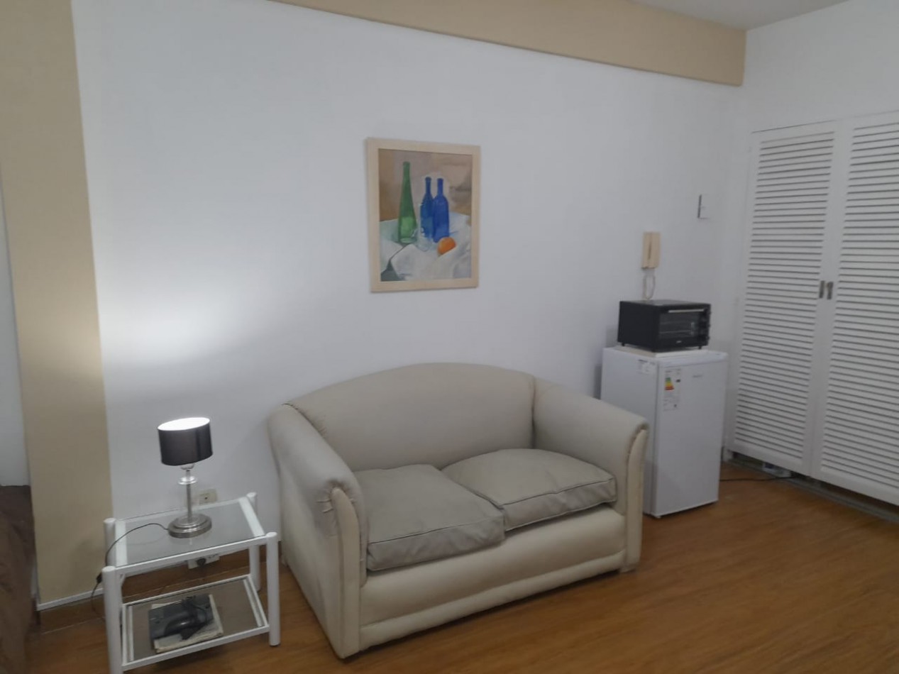 Departamiento de dos ambientes en Plaza San Martin