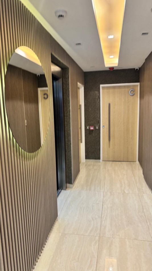 Monoambiente AMOBLADO a Estrenar con Balcon al Frente - Tucuman y Medrano - Listo para Mudarse