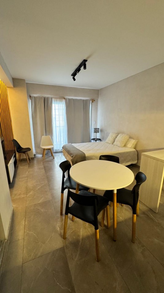 Monoambiente AMOBLADO a Estrenar con Balcon al Frente - Tucuman y Medrano - Listo para Mudarse