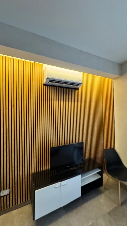 Monoambiente AMOBLADO a Estrenar con Balcon al Frente - Tucuman y Medrano - Listo para Mudarse