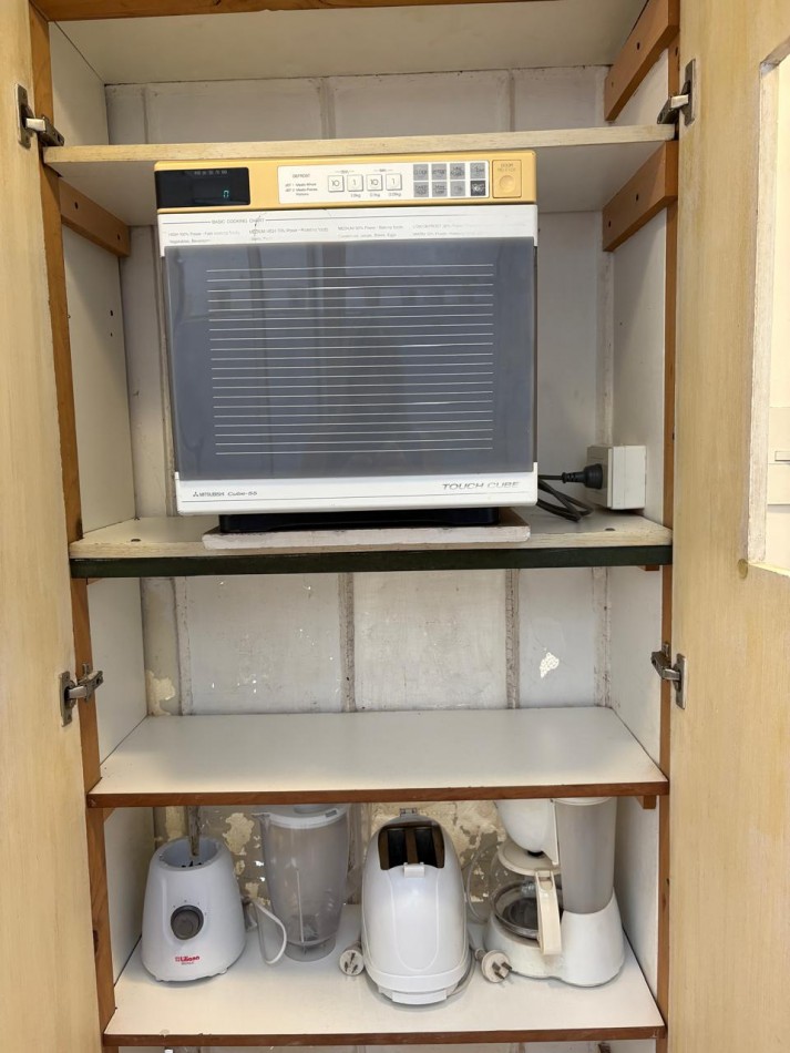 Departamento tipo casa · 3 dormitorios · 2 baños · patio · doble altura · super luminoso · totalmente equipado