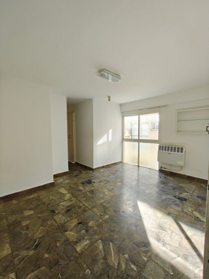 Departamento 2 Ambientes en Alquiler | Barrio Norte | Balcon al Frente | Luminoso | Apto Mascotas