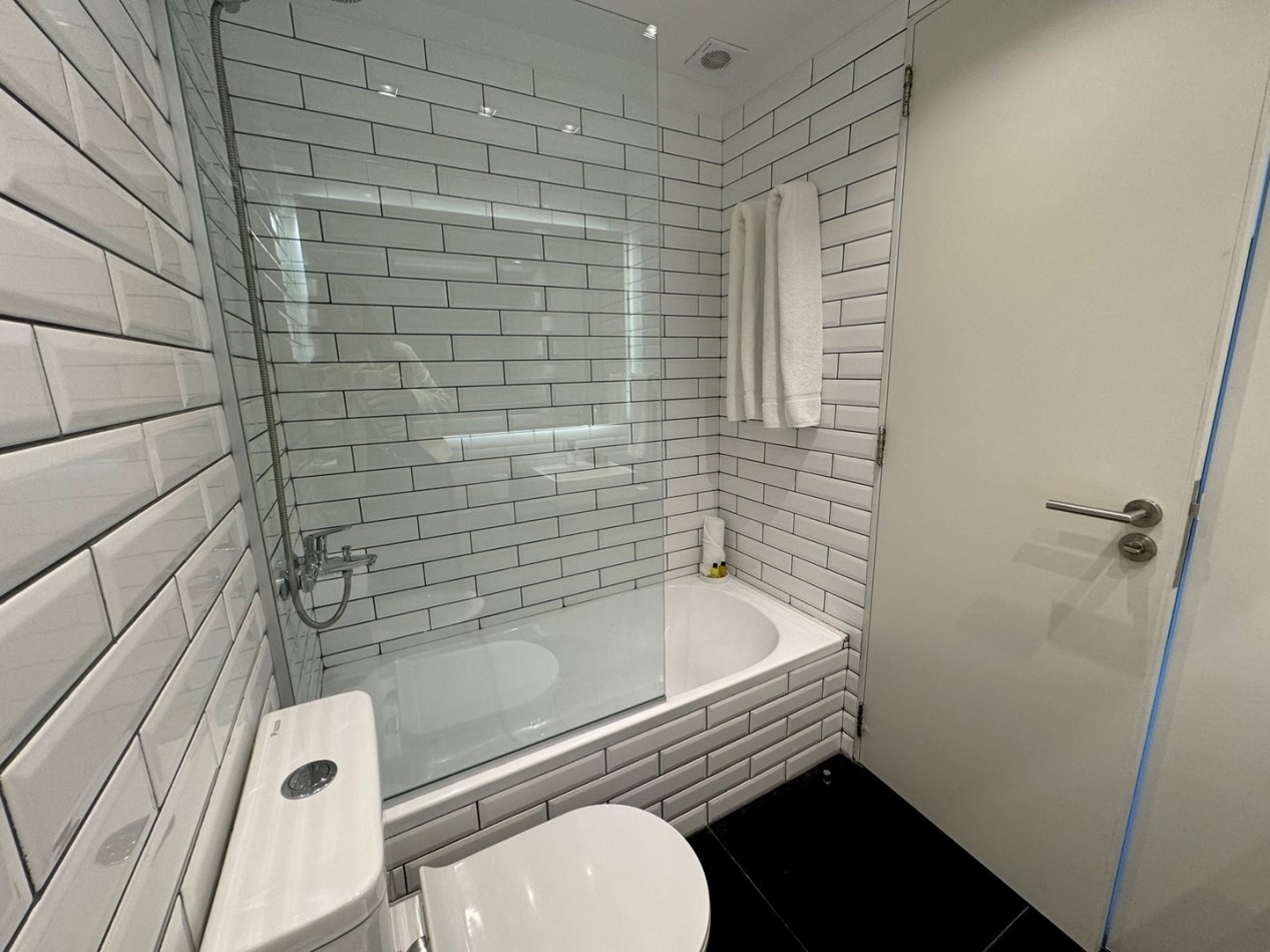 Alquiler temporario 2 ambientes premium en Palermo/Colegiales · 75 m² · balcon · cochera · amoblado