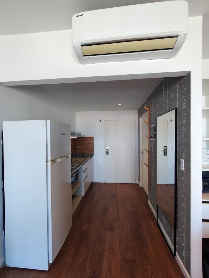 Monoambiente en alquiler Torre Bellini Retiro amoblado con balcon vista abierta y amenities