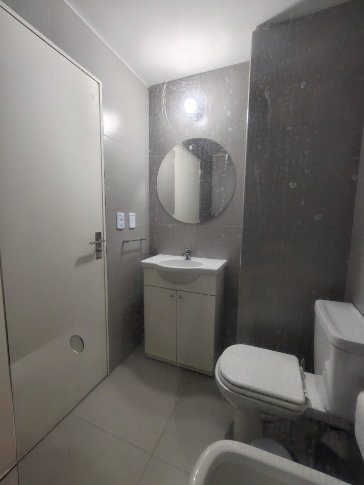 Monoambiente en alquiler Torre Bellini Retiro amoblado con balcon vista abierta y amenities
