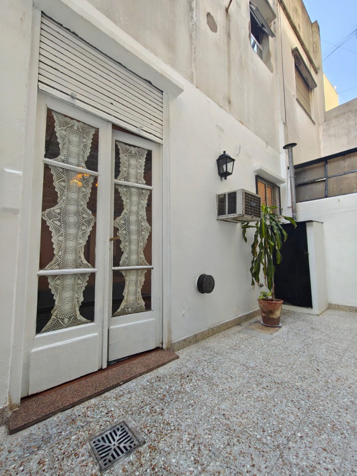 Alquiler Departamento 2 Ambientes en Recoleta Amoblado con patio Excelente Ubicacion 