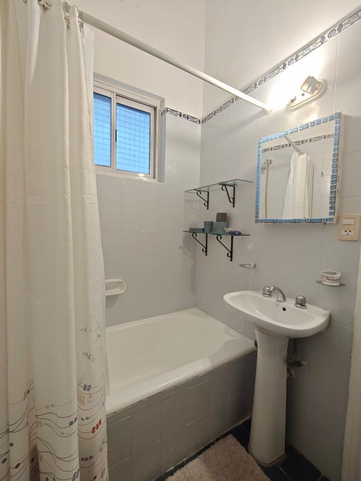 Alquiler Departamento 2 Ambientes en Recoleta Amoblado con patio Excelente Ubicacion 
