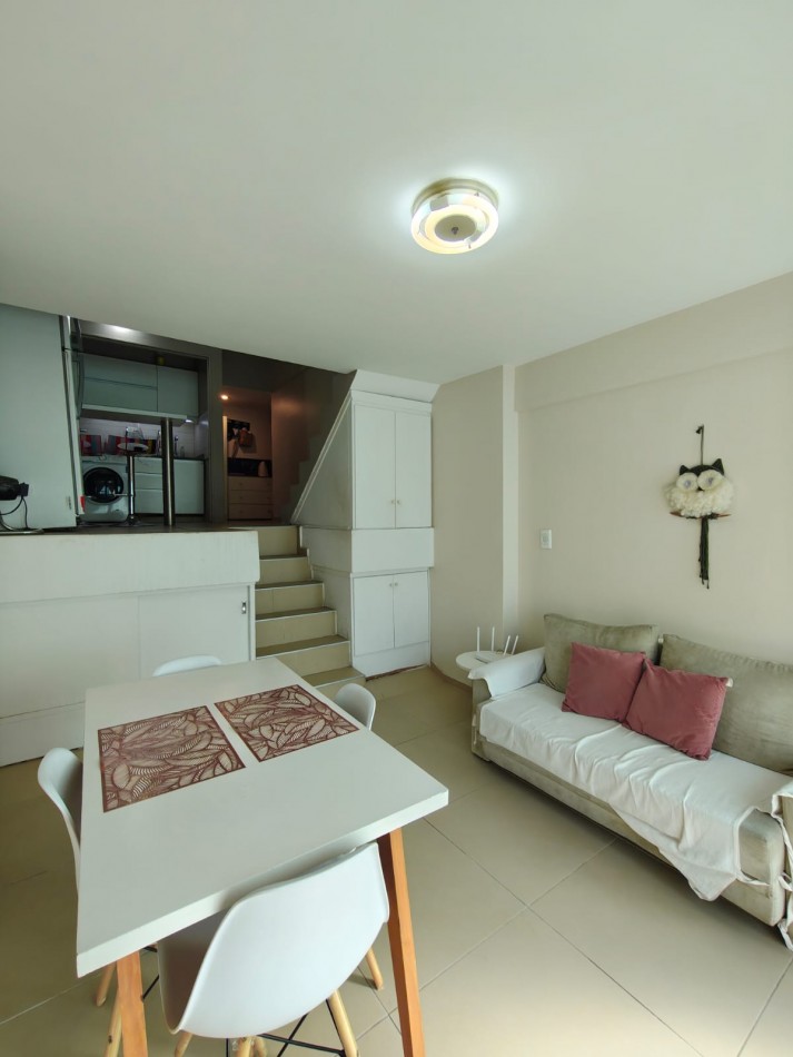 Venta Duplex dos ambientes y medio con balcon en Barrio Norte Av. Santa Fe y Rodriguez Peña