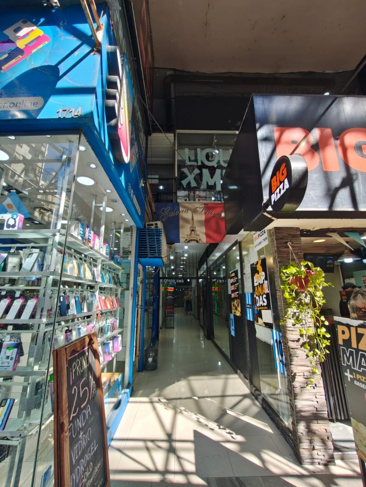 Venta Duplex dos ambientes y medio con balcon en Barrio Norte Av. Santa Fe y Rodriguez Peña
