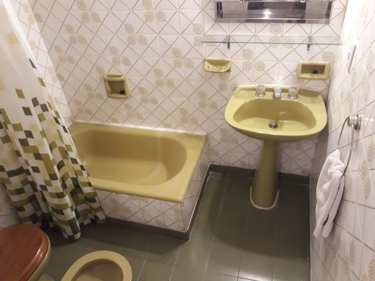 Departamento 2 Ambientes en Venta en Balvanera, Piso 5 Contrafrente