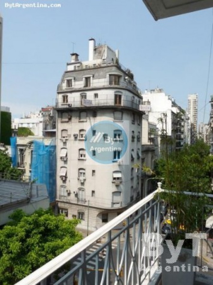 Departamento 2 dormitorios en Recoleta con balcon - Luminoso - Arenales 2000 -