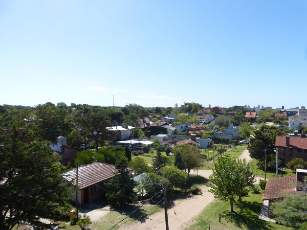 DEPARTAMENTOS 2 AMBIENTES CON PARRILLA EN MAR DE OSTENDE PINAMAR 2/3 PERSONAS