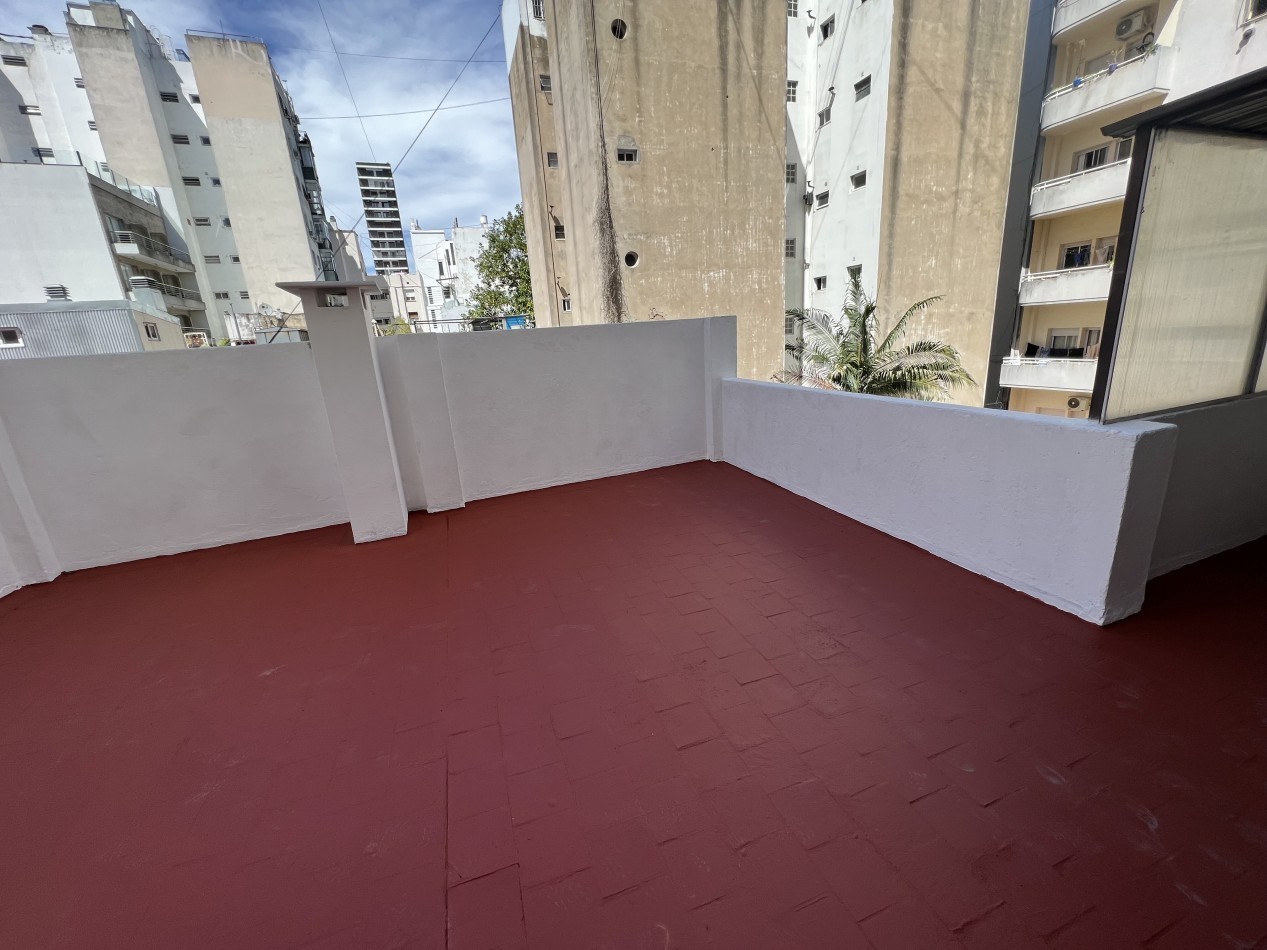 AGUERO Y AV SANTA FE - Amplios ambientes -  terraza privada. RECOLETA --
