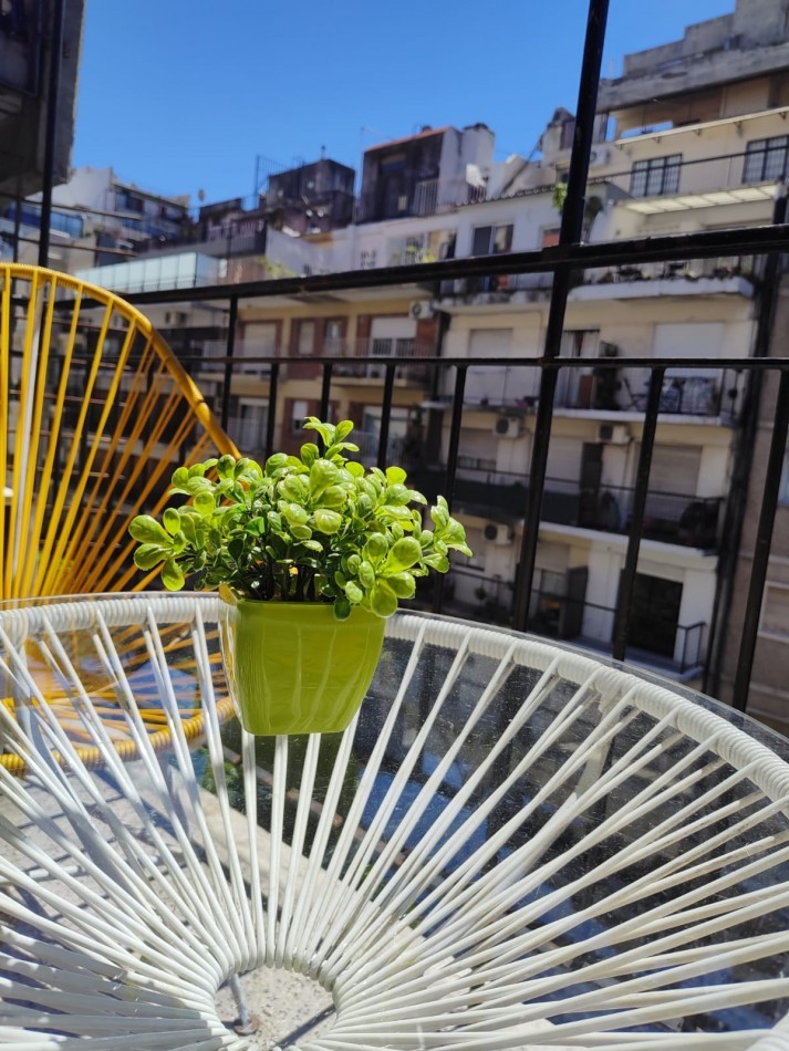 Monoambiente en Aguero y Av. Santa Fe - Agradable y luminoso - Recoleta -