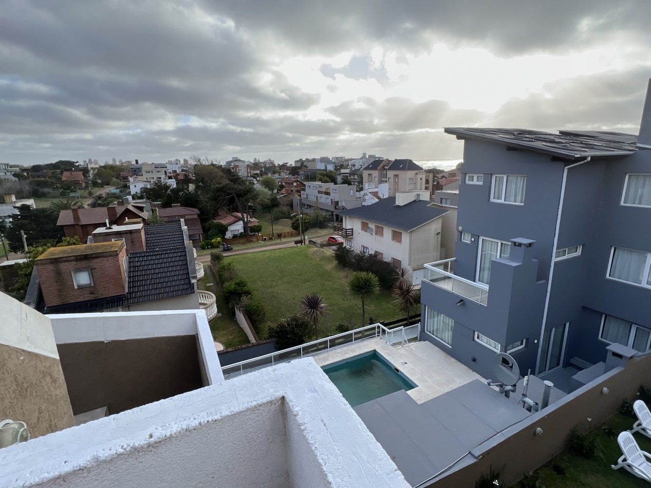 EDIFICIO EN BLOCK 6 DEPARTAMENTOS 2 AMBIENTES CON PARRILLA EN MAR DE OSTENDE PINAMAR