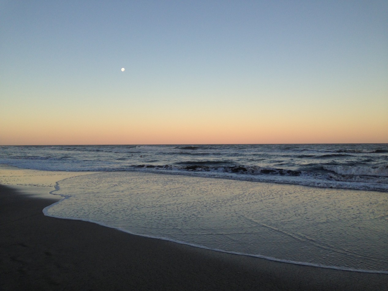 DEPARTAMENTOS 2 AMBIENTES CON PARRILLA EN MAR DE OSTENDE PINAMAR 2/3 PERSONAS