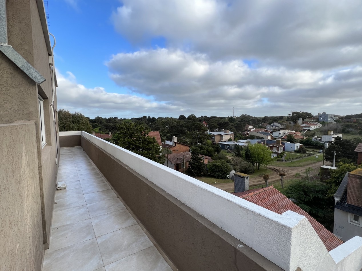 EDIFICIO EN BLOCK 6 DEPARTAMENTOS 2 AMBIENTES CON PARRILLA EN MAR DE OSTENDE PINAMAR