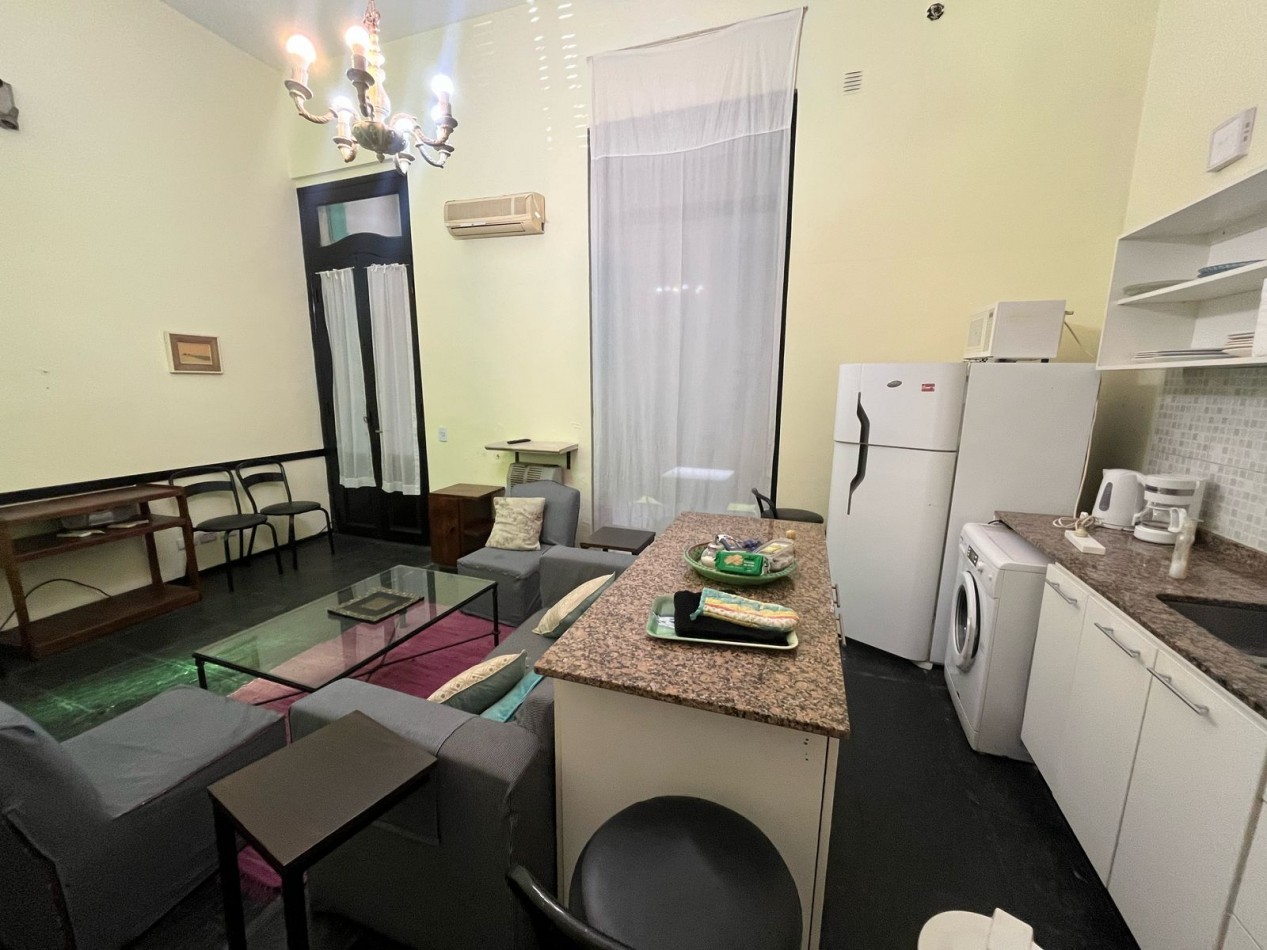 Casa de 3 ambientes con patio en Balvanera - Anchorena y Sarmiento