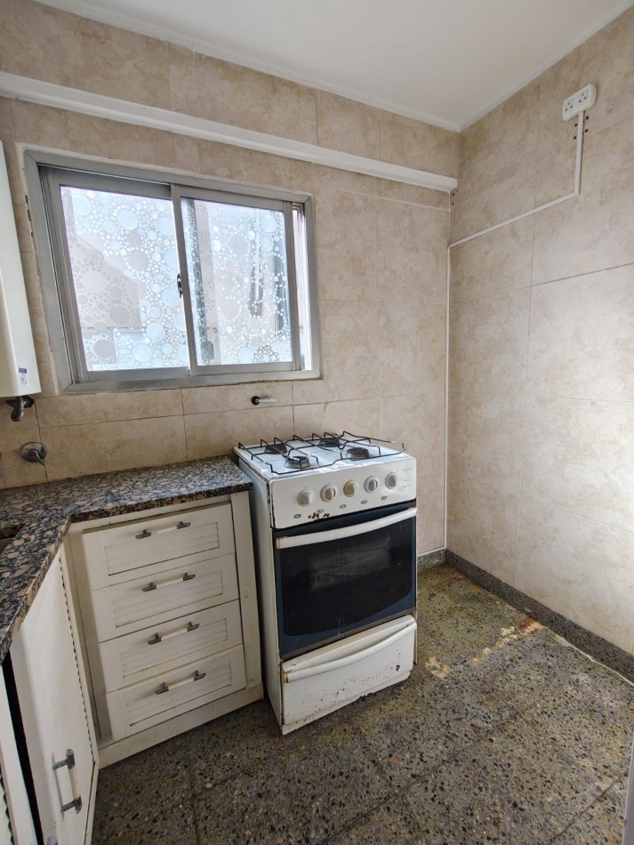 Recoleta | 2 amb. 47m² | Balcon al frente | AC | Apto mascotas | Listo para ingresar