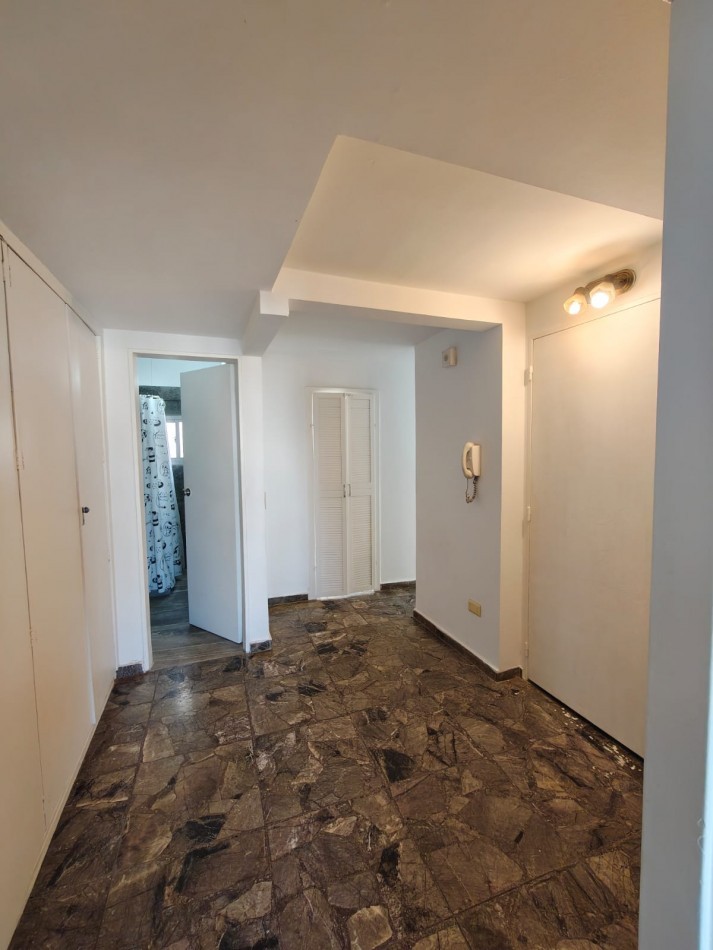 Recoleta | 2 amb. 47m² | Balcon al frente | AC | Apto mascotas | Listo para ingresar