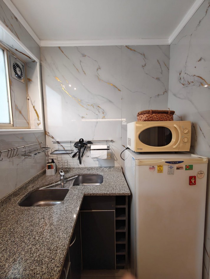 Excelente Departamento en Alquiler | Amplio, Luminoso y con Ubicacion Premium en Florida 800