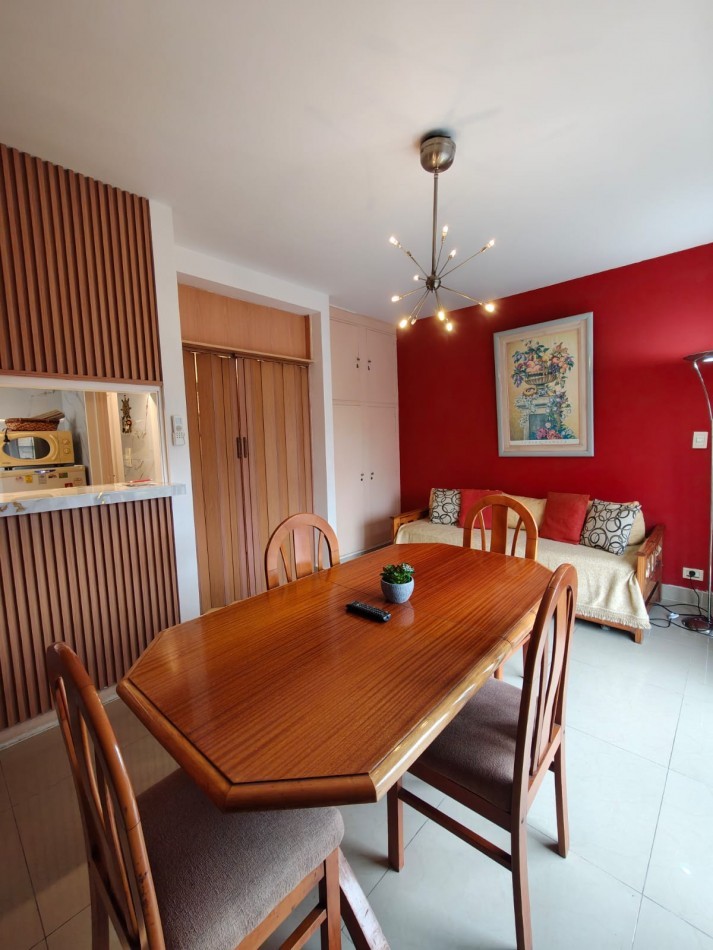 Excelente Departamento en Alquiler | Amplio, Luminoso y con Ubicacion Premium en Florida 800
