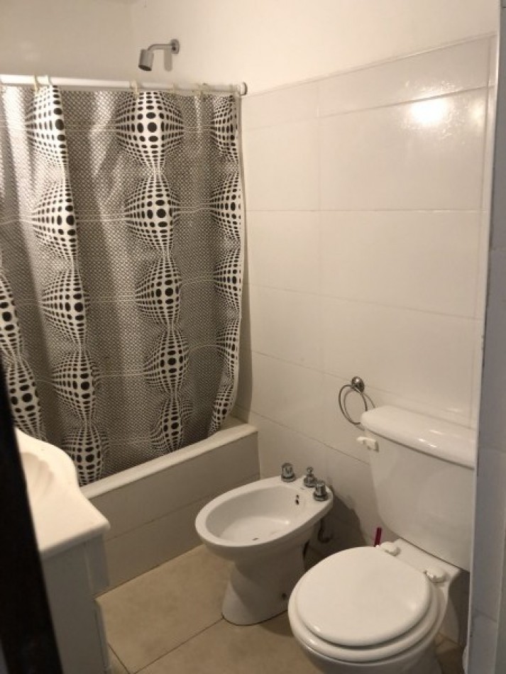 Belgrano | 2 Ambientes con Patio Propio y Bajas Expensas | Ideal Vivienda o Inversion