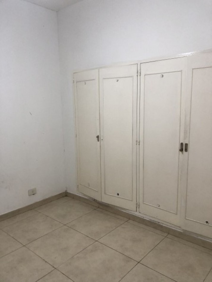 Belgrano | 2 Ambientes con Patio Propio y Bajas Expensas | Ideal Vivienda o Inversion