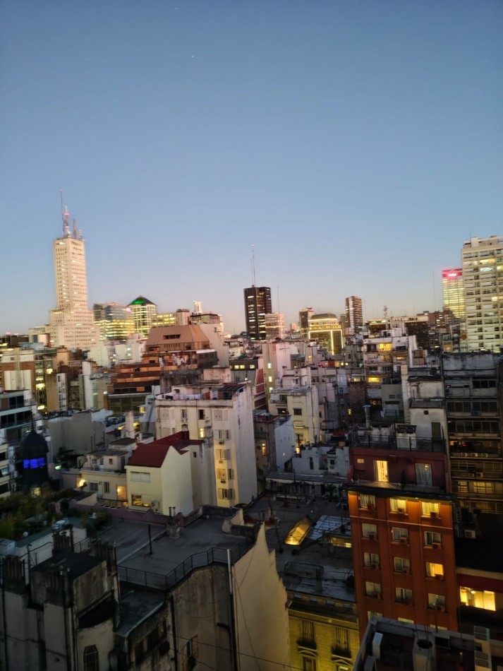 Retiro | Monoambiente en Piso Alto con Vista Abierta | Super Luminoso y Excelente Ubicacion