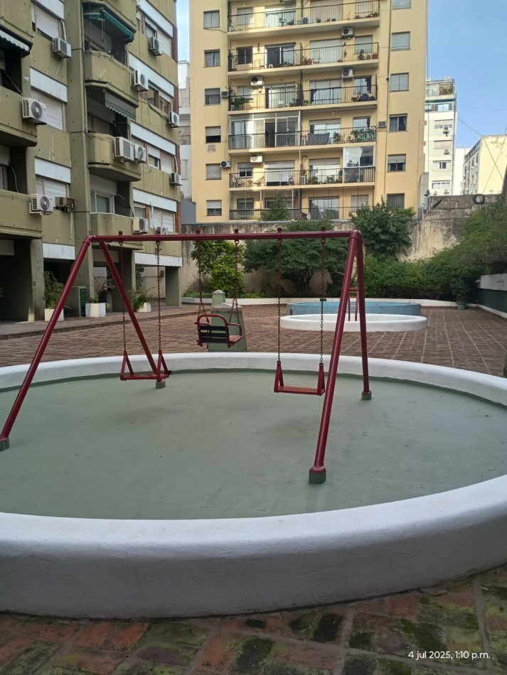 Departamento 2 Ambientes Amoblado en Alquiler en Recoleta con Balcon Seguridad 24 Horas y Vista Abierta