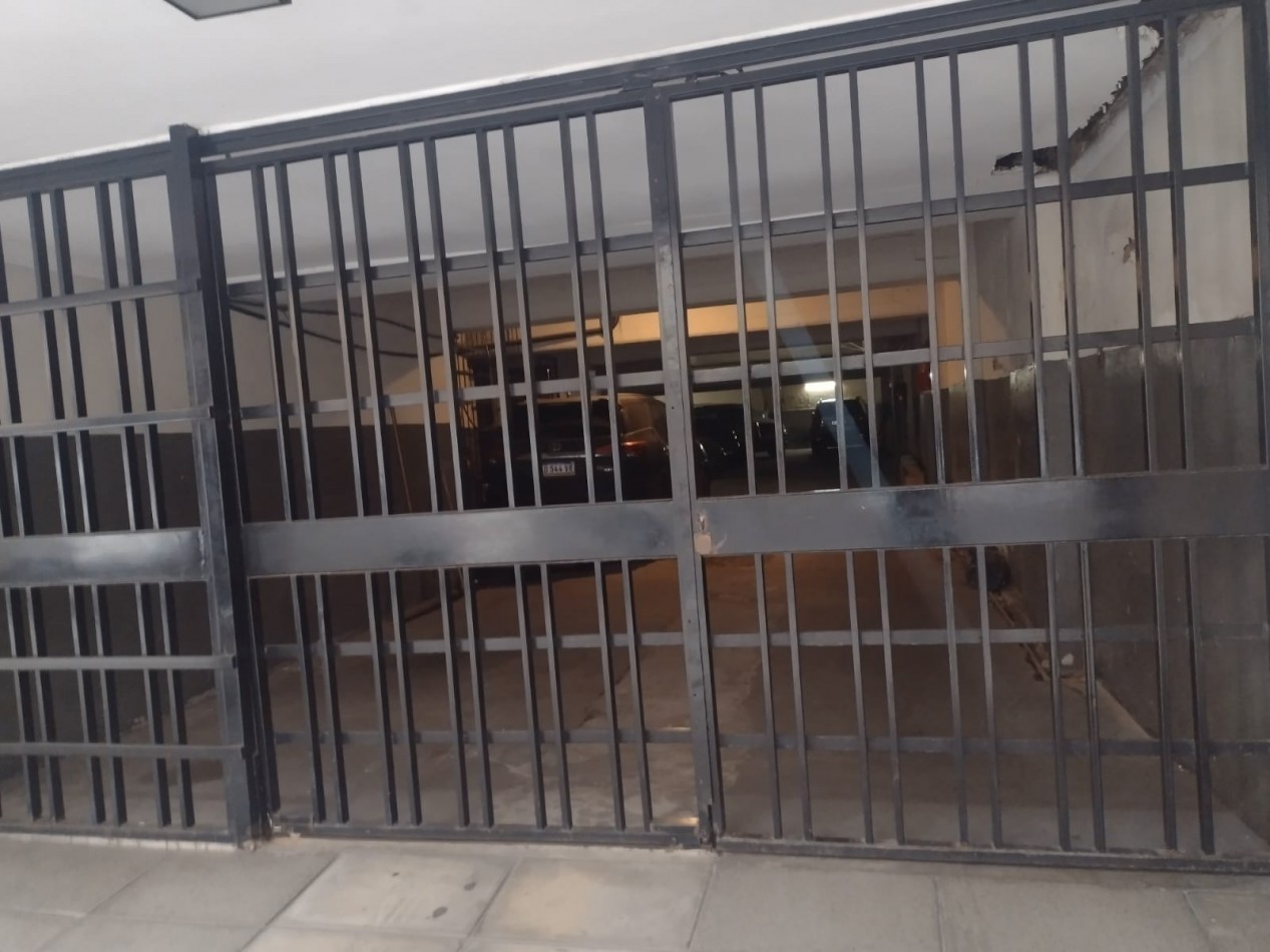 Cochera Fija en Venta en Barrio Norte Planta Baja Excelente Ubicacion y Facil Acceso