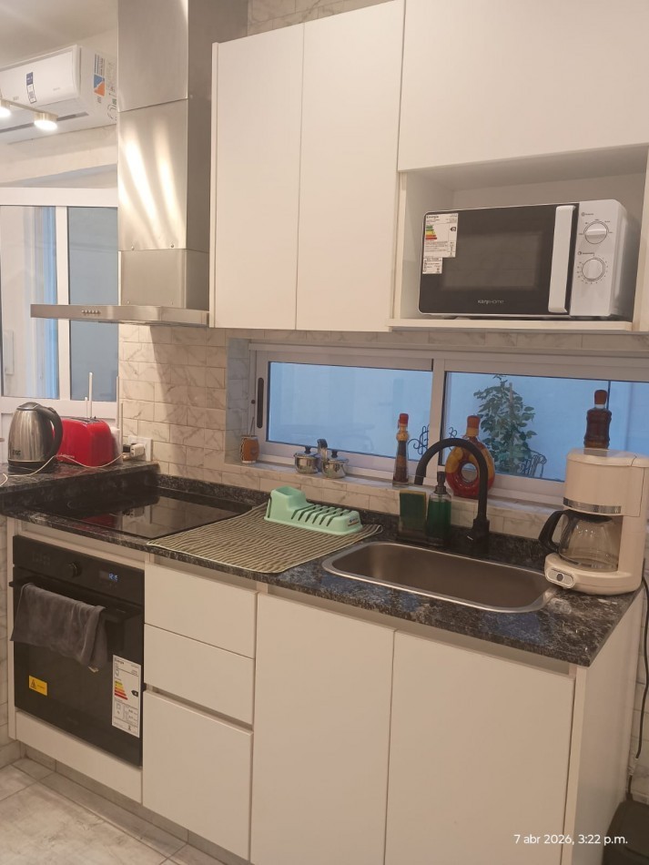 Departamento 3 Ambientes en Alquiler en Palermo 80 m² con Balcon Muy Luminoso y Listo para Habitar