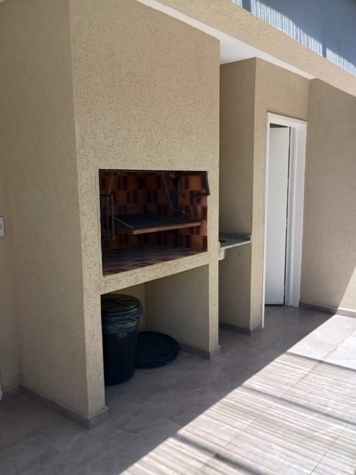 Monoambiente a Estrenar en Alquiler con Balcon al Frente Amoblado y Muy Luminoso Tucuman y Medrano