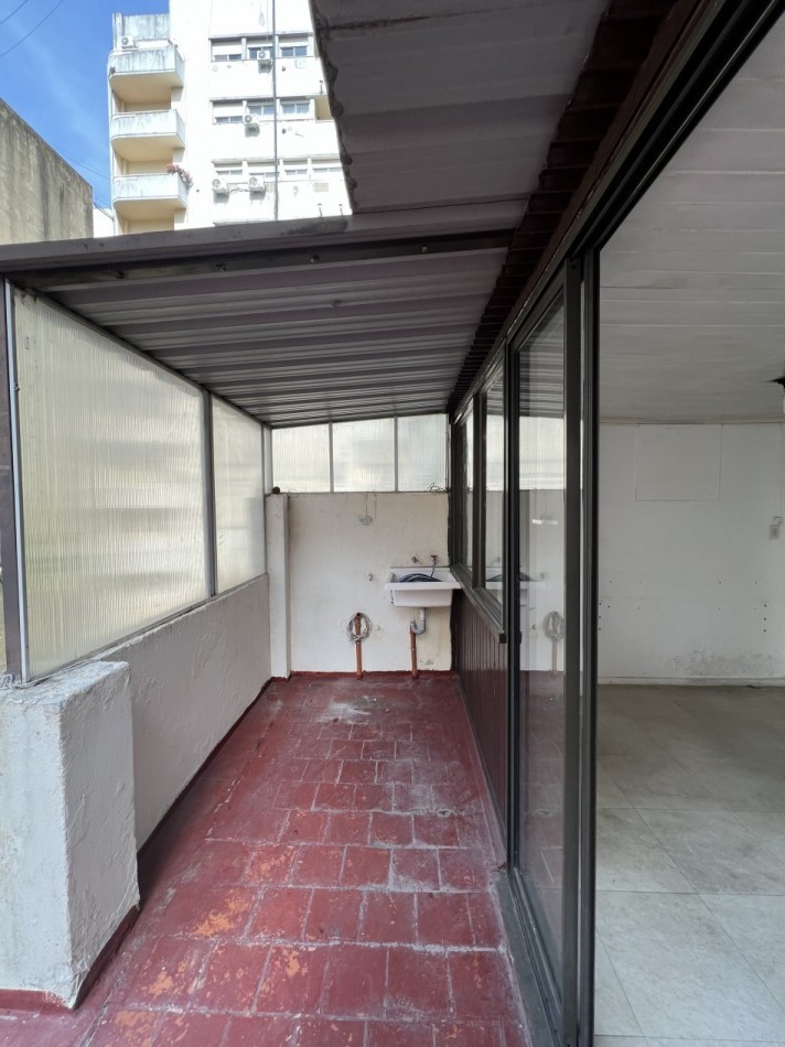 AGUERO Y AV SANTA FE - Amplios ambientes -  terraza privada. RECOLETA --