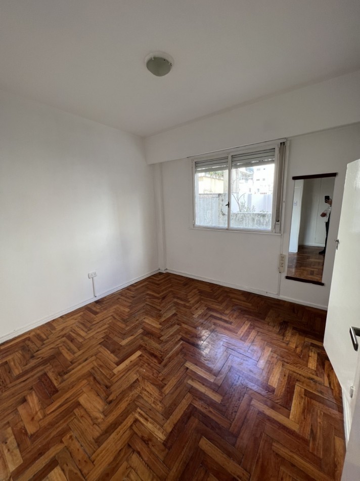 AGUERO Y AV SANTA FE - Amplios ambientes -  terraza privada. RECOLETA --