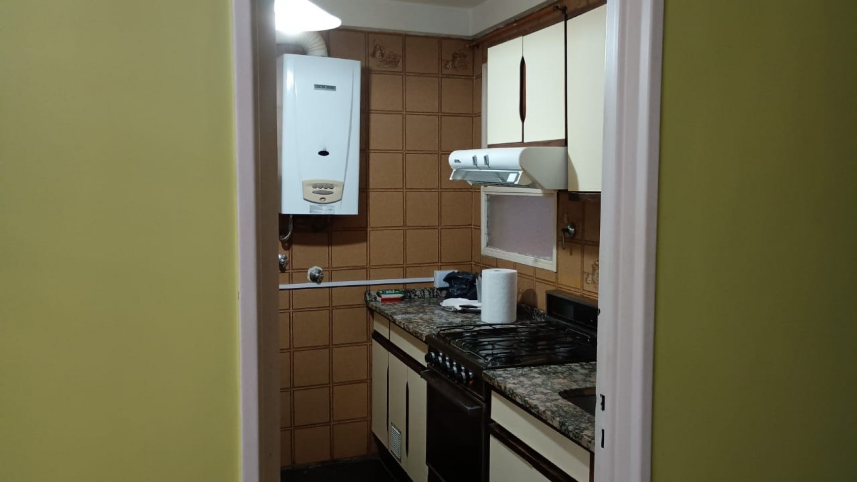 OPORTUNIDAD EN RECOLETA. Departamento de 3 ambientes super luminoso a metros de Alto Palermo. Ideal para vivienda o inversion por ubicacion, conectividad y potencial de revalorizacion