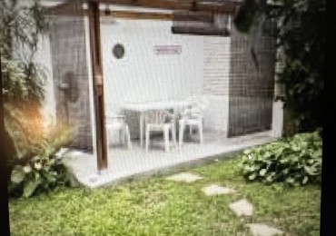  Luis. M. Campos y Zabala, 5 ambientes 4 dormit - con Terraza, Jardin, Parrilla, quincho - SIN EXPENSAS 