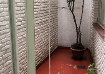 DEPARTAMENTO Ciudad de la Paz al 500 - 2 amb con patio. Planta baja BAJAS EXPENSAS