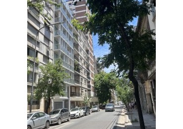 DEPARTAMENTO DE 2 AMBIENTES EN VENTA EN RECOLETA BARRIO NORTE Renovado y en buen estado/ planta baja c/patio - Barrio norte -con o sin muebles !