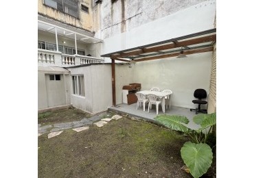 OPORTUNIDAD PH En Venta  Luis. M. Campos y Zabala, 7 ambientes con Terraza, Jardin, Parrilla, quincho - bajas expensas! 