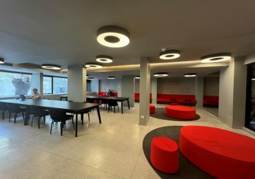 Alquiler 3 Ambientes Amoblado con Cochera en Palermo Colegiales 75 m²